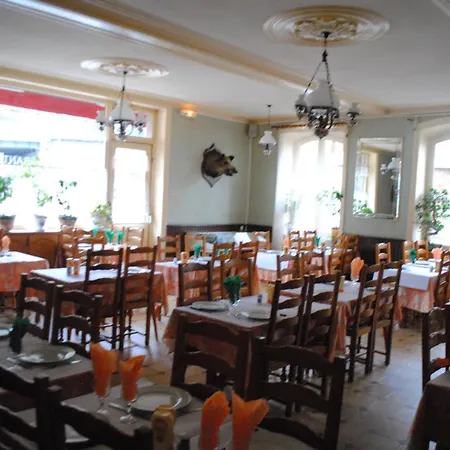 호텔 Des Voyageurs Chez Betty Neussargues en Pinatelle