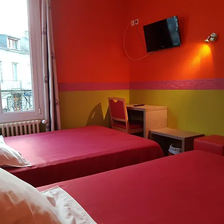 Des Voyageurs Chez Betty Hotel 2*