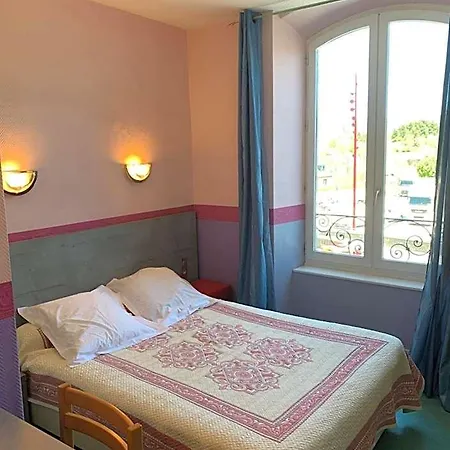 Des Voyageurs Chez Betty 2* Neussargues en Pinatelle