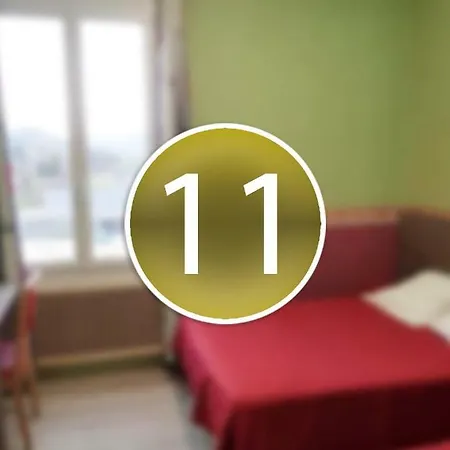 Des Voyageurs Chez Betty 2* Neussargues en Pinatelle