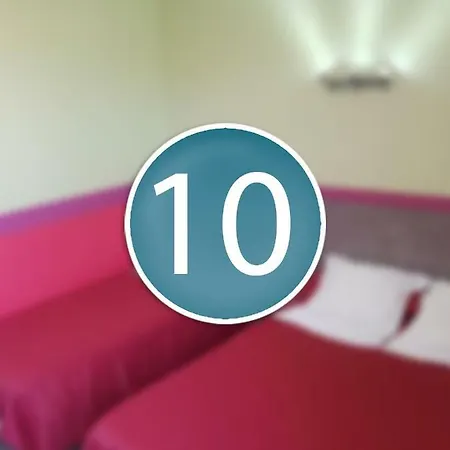 Des Voyageurs Chez Betty Otel Neussargues en Pinatelle
