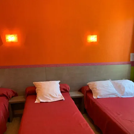 Des Voyageurs Chez Betty Отель